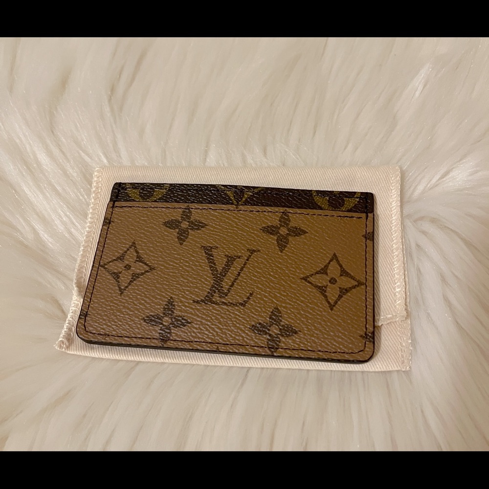 💕SOLD-Louis Vuitton Reverse Monogram Card Holder